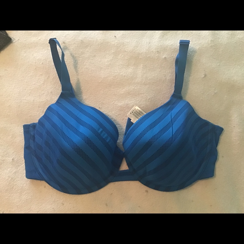 38DDD Deesse royal blue bra. New without tags